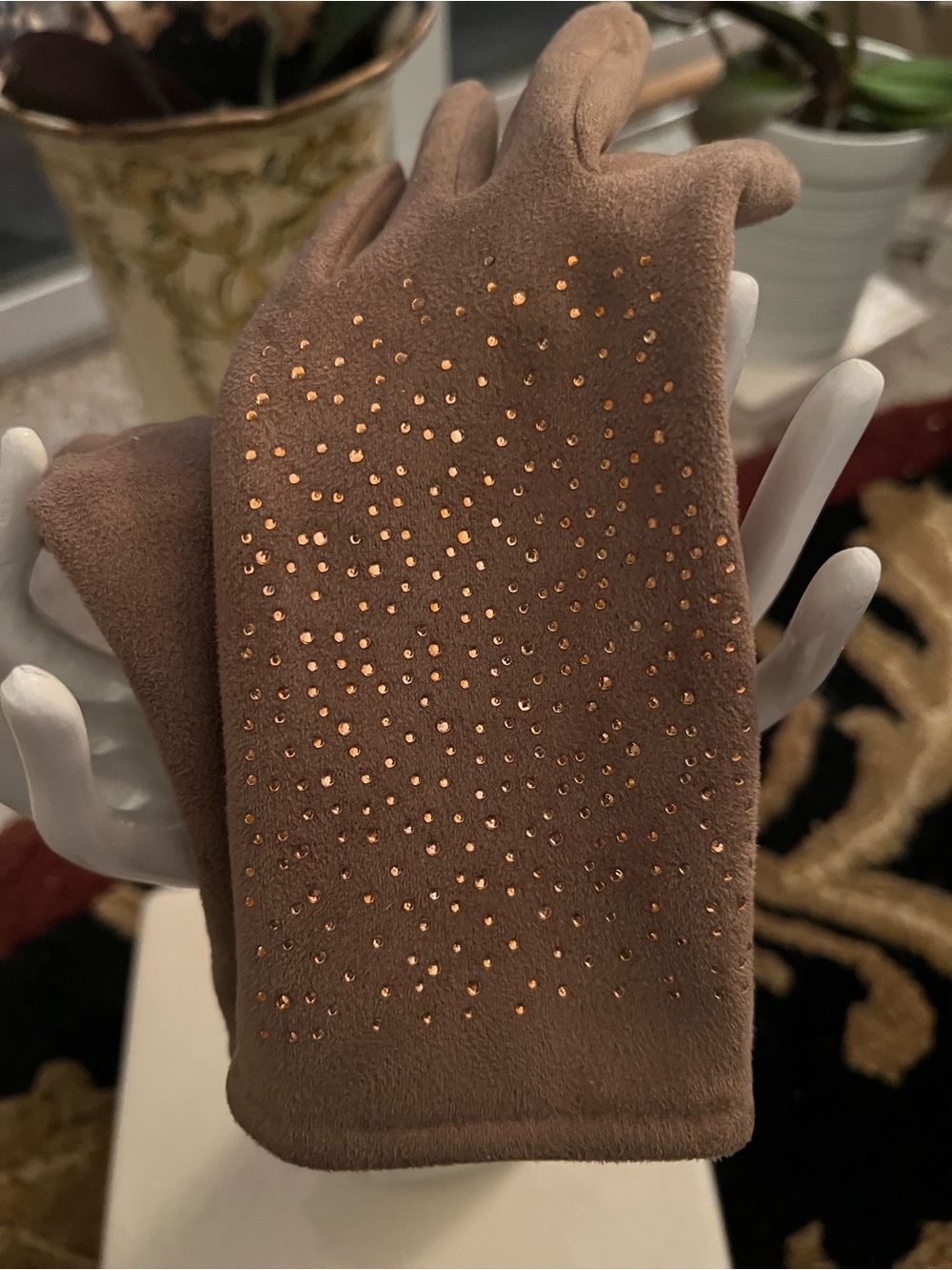 Arianna by Howard’s Brown Gloves with Copper Tone Crystal Embellishments OS - Picture 13 of 13